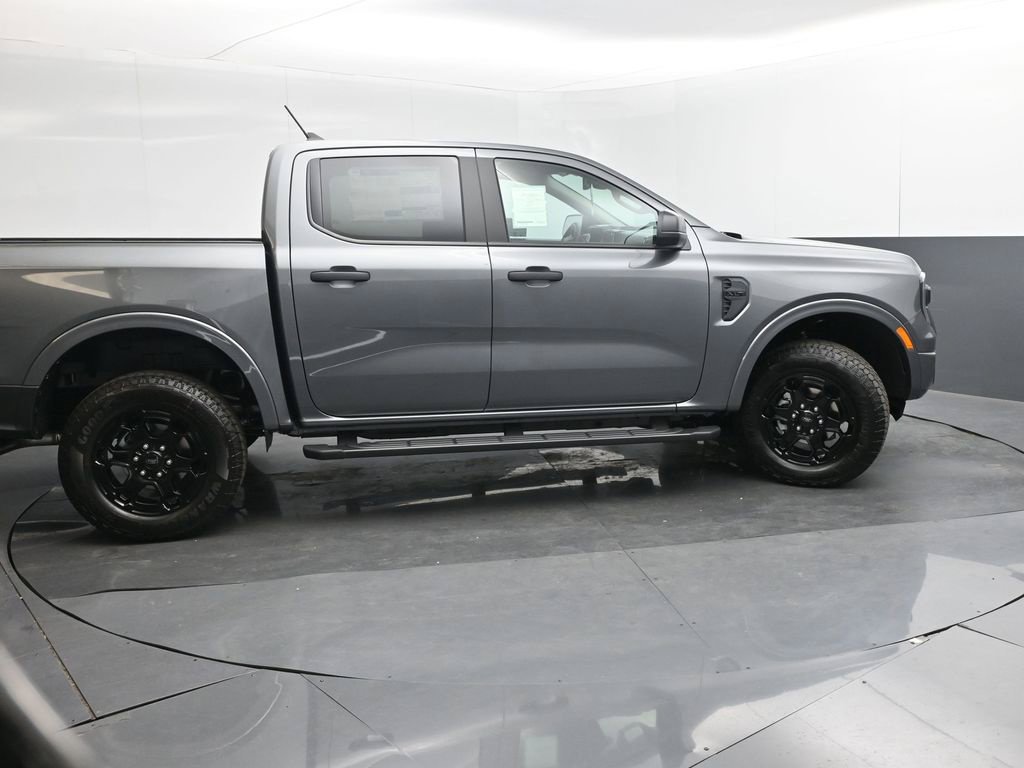New 2026 Ford Ranger XLT w/ Black Appearance Package AWD/4WD image 30