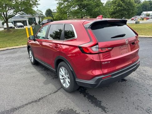 Used 2025 Honda CR-V EX image 12