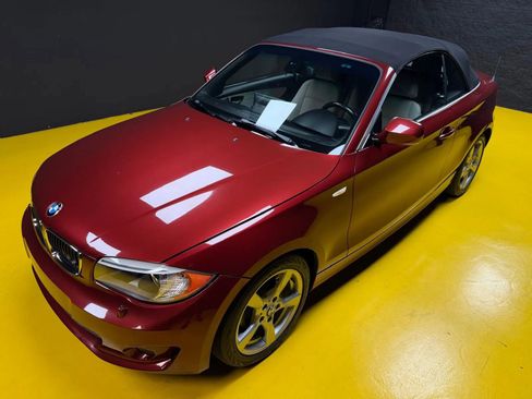 Used 2013 BMW 128i Convertible RWD image 32
