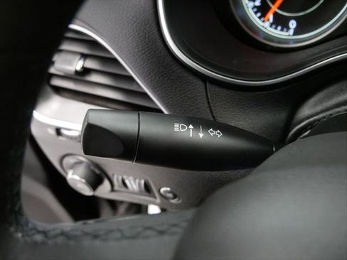 Certified 2022 Jeep Cherokee Trailhawk w/ Comfort/Convenience Group image 27