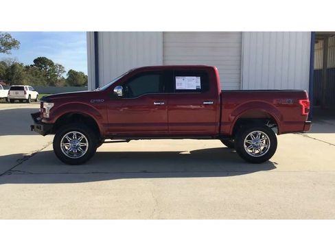 Used 2015 Ford F150 Platinum w/ Equipment Group 701A Luxury image 5