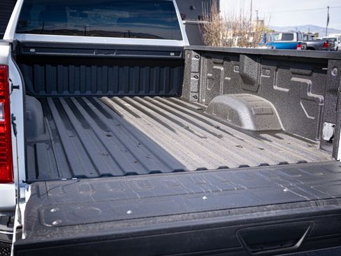 Used 2020 Chevrolet Silverado 3500 LT image 9