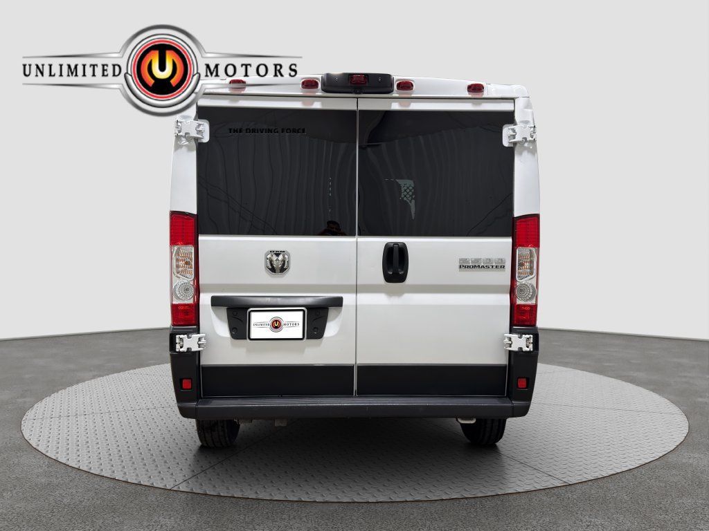 Used 2025 RAM ProMaster 2500 w/ U-Haul Equipment Group FWD image 14