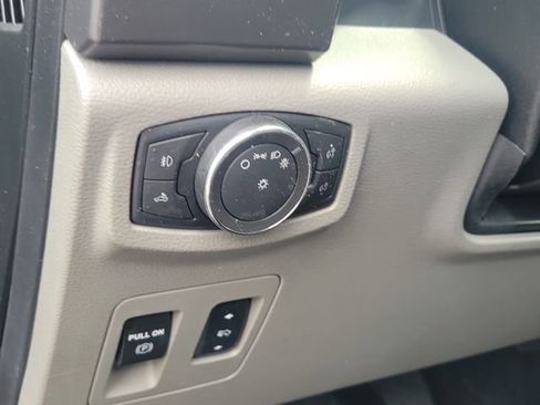 Used 2016 Ford F150 XLT w/ Equipment Group 301A Mid AWD/4WD image 22