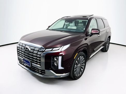 Certified 2024 Hyundai Palisade Calligraphy AWD/4WD image 3