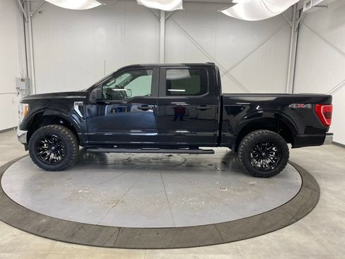 Used 2022 Ford F150 XLT AWD/4WD image 4