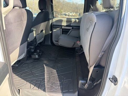 Used 2018 Ford F150 XLT image 14