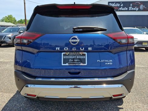 Certified 2023 Nissan Rogue Platinum w/ Platinum Premium Package AWD/4WD image 5