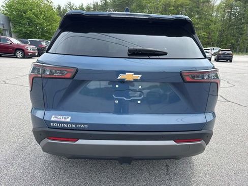 Used 2025 Chevrolet Equinox LT AWD/4WD image 8