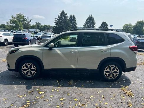 Certified 2023 Subaru Forester Premium AWD/4WD image 8