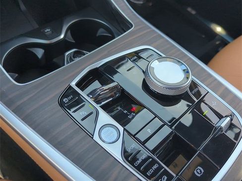 New 2026 BMW X7 xDrive40i w/ M Sport Package image 21