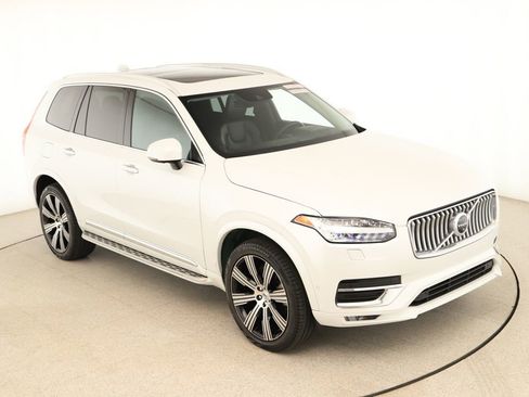 Used 2022 Volvo XC90 T6 Inscription w/ Advanced Package image 38