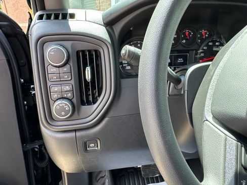 New 2026 Chevrolet Silverado 1500 W/T w/ WT Value Package AWD/4WD image 17