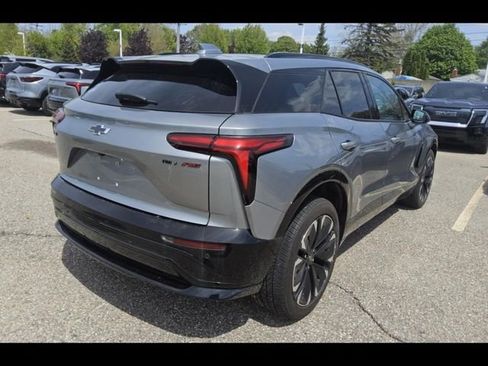 Used 2025 Chevrolet Blazer EV RS AWD/4WD image 2