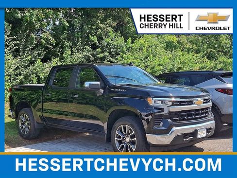 Certified 2023 Chevrolet Silverado 1500 LT AWD/4WD image 1