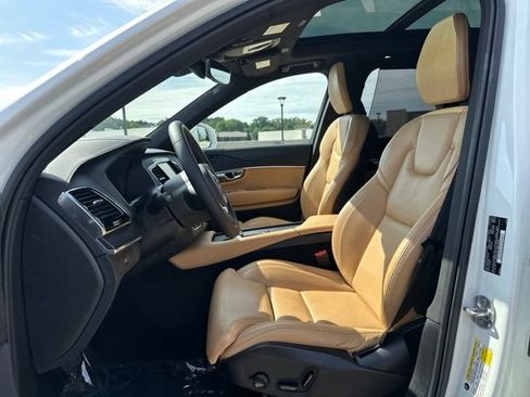 Certified 2023 Volvo XC90 B6 Ultimate w/ Protection Package AWD/4WD image 19
