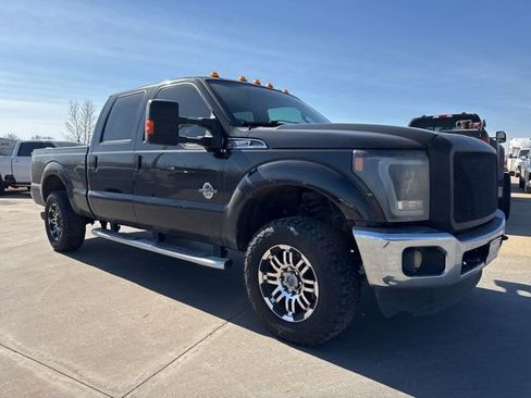 Used 2013 Ford F250 Lariat image 5