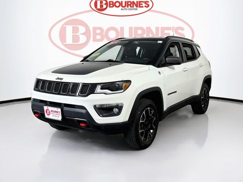 Used 2020 Jeep Compass Trailhawk w/ Cold Weather Group AWD/4WD image 5