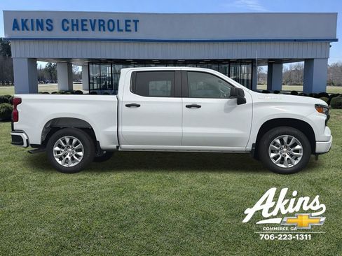 New 2026 Chevrolet Silverado 1500 Custom RWD image 6