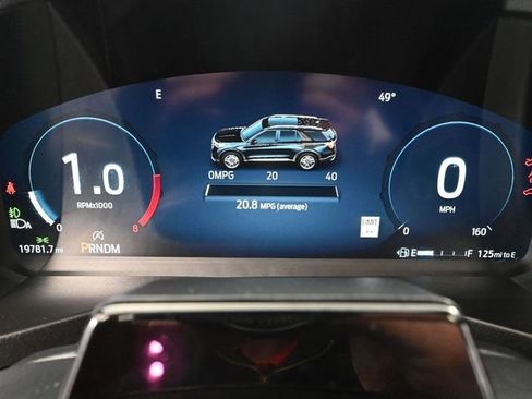 Used 2025 Ford Explorer ST image 36