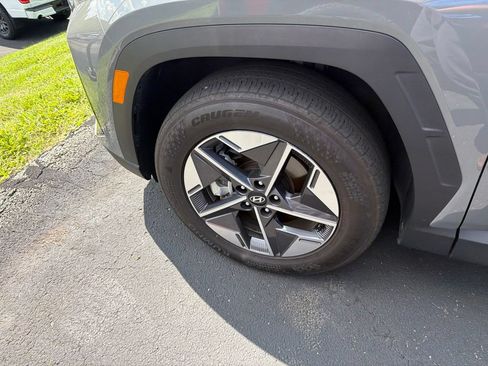 Used 2025 Hyundai Tucson SEL AWD/4WD image 8