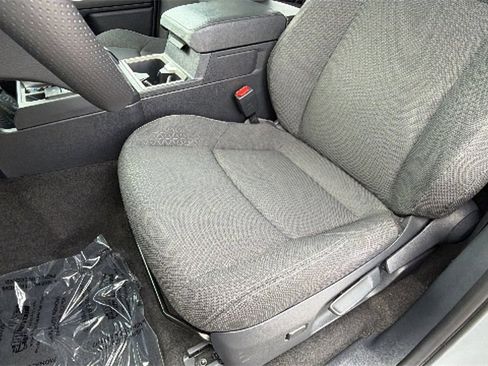 Used 2025 Toyota 4Runner SR5 image 18