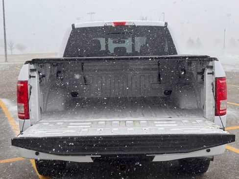 Used 2015 Ford F150 XLT w/ Equipment Group 302A Luxury image 31