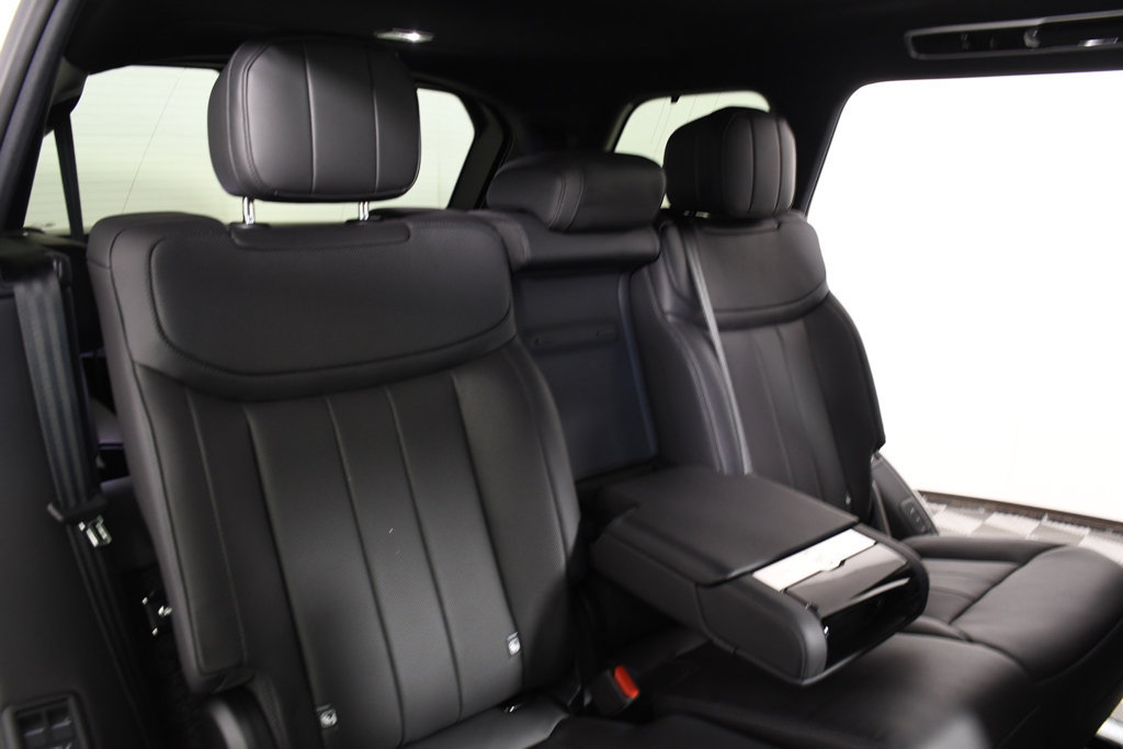 New 2026 Land Rover Range Rover Long Wheelbase SE AWD/4WD image 22