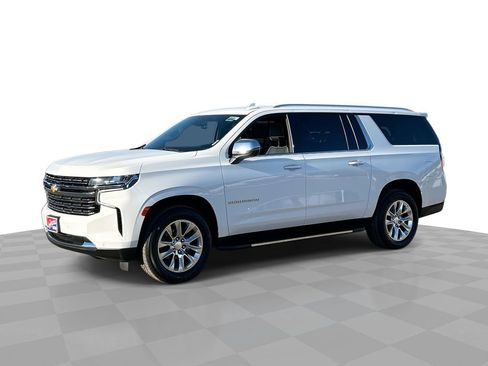Used 2022 Chevrolet Suburban Premier image 1