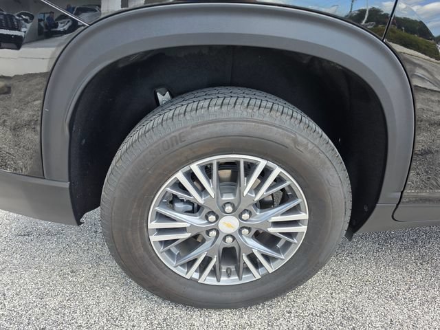Used 2026 Chevrolet Traverse LT FWD image 12