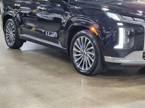 Used 2025 Hyundai Palisade Calligraphy FWD image 16