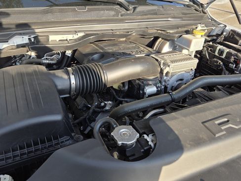Used 2023 RAM 1500 Laramie AWD/4WD image 28
