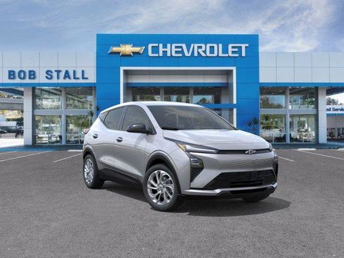 Used 2027 Chevrolet Bolt LT FWD image 1