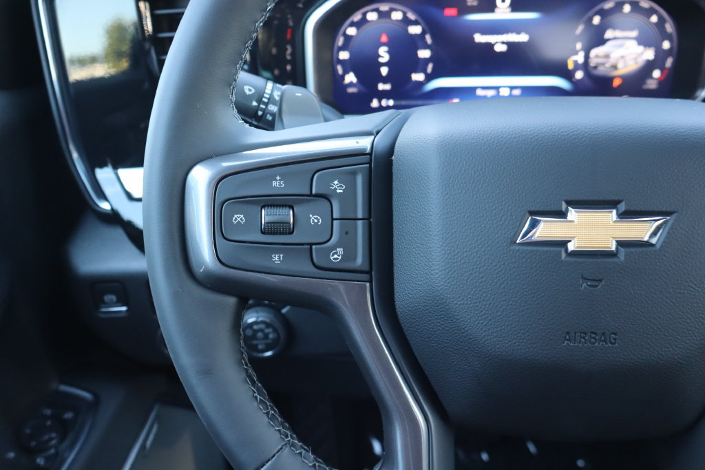 New 2026 Chevrolet Silverado 1500 High Country w/ Technology Package AWD/4WD image 8
