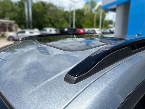 New 2026 Chevrolet Trax RS w/ Sunroof Package FWD image 12