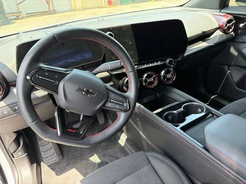 Used 2024 Chevrolet Blazer EV RS AWD/4WD image 10
