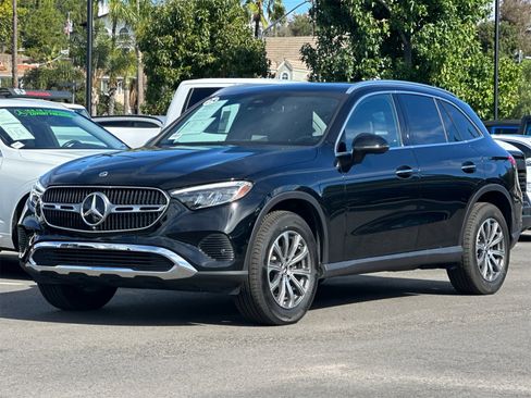 Certified 2025 Mercedes-Benz GLC 300 image 8