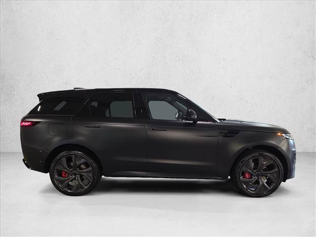 New 2027 Land Rover Range Rover Sport Dynamic SE AWD/4WD image 4