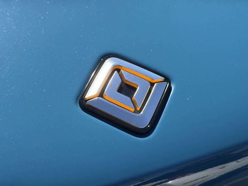 Used 2023 Rivian R1S Adventure image 45