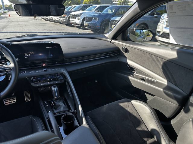 Used 2025 Hyundai Elantra N FWD image 17