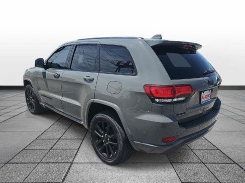 Used 2021 Jeep Grand Cherokee Laredo X AWD/4WD image 7