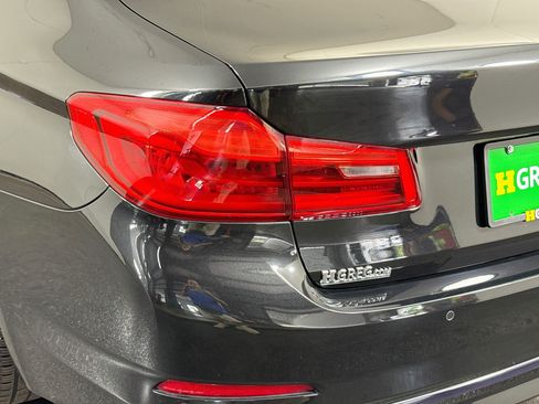 Used 2018 BMW 530i w/ Premium Package RWD image 36