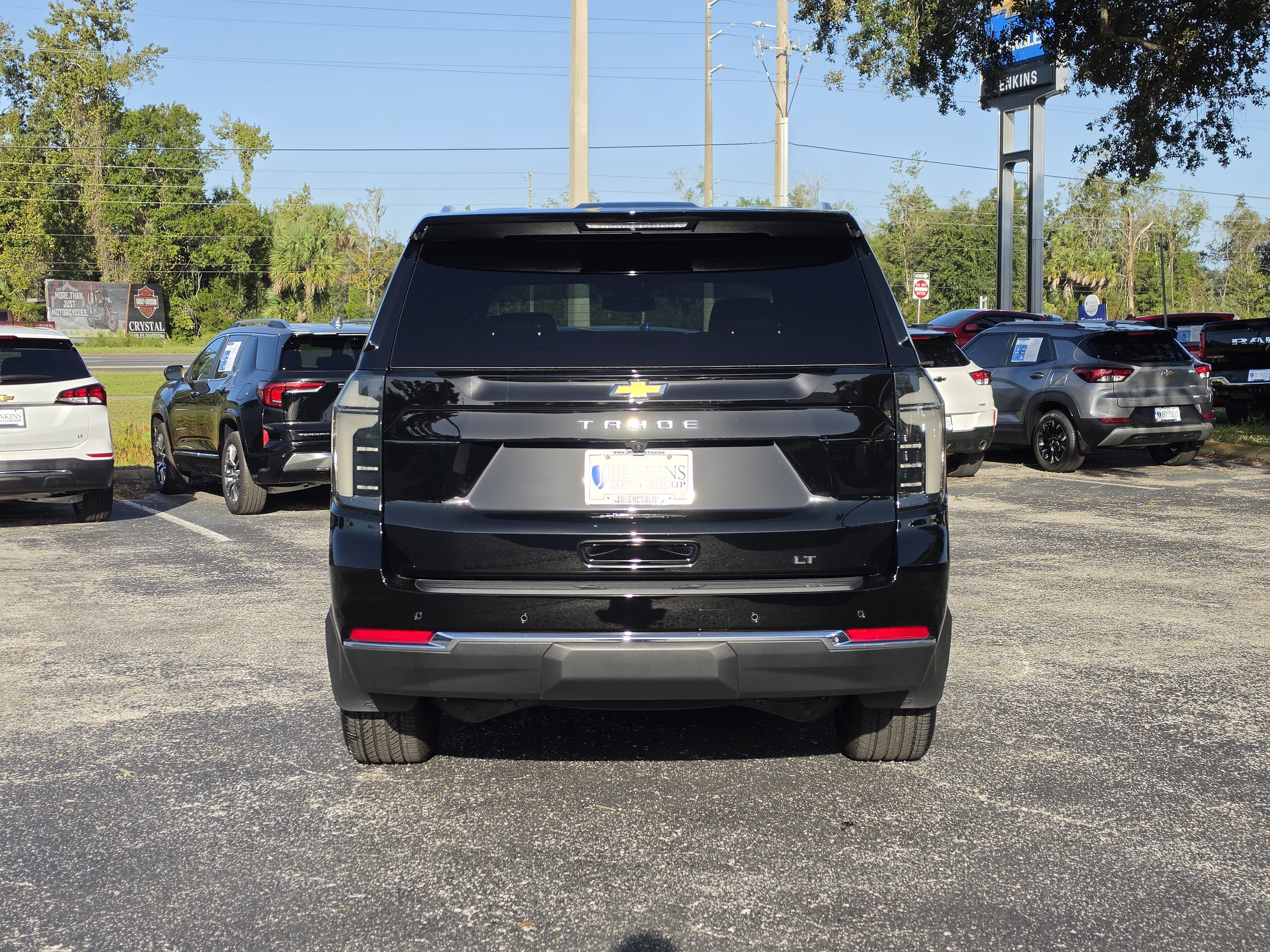Used 2026 Chevrolet Tahoe LT w/ Comfort Package AWD/4WD image 6