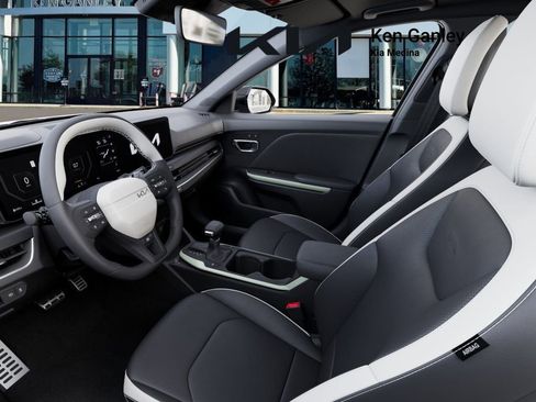 New 2025 Kia K4 GT-Line Turbo image 17