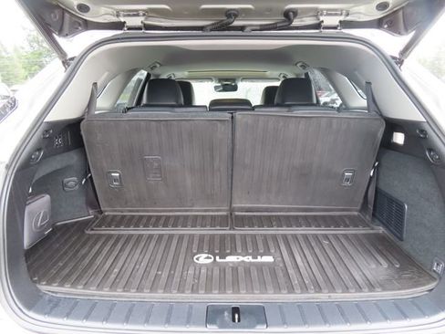 Used 2020 Lexus RX 350L Premium w/ Premium Package image 37