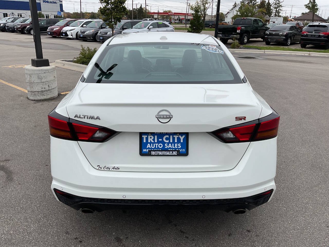 Used 2025 Nissan Altima 2.5 SR FWD image 6