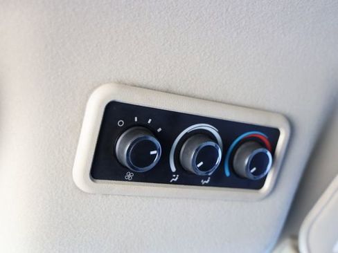 Used 2017 Chevrolet Express 3500 LT w/ LT Preferred Equipment Group image 19