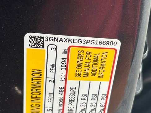 Used 2023 Chevrolet Equinox LT image 43