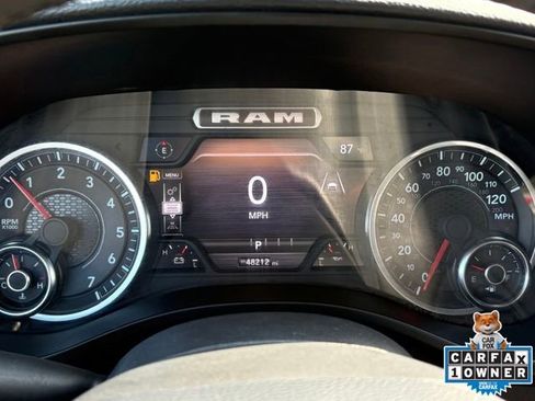 Used 2025 RAM 1500 Laramie image 10