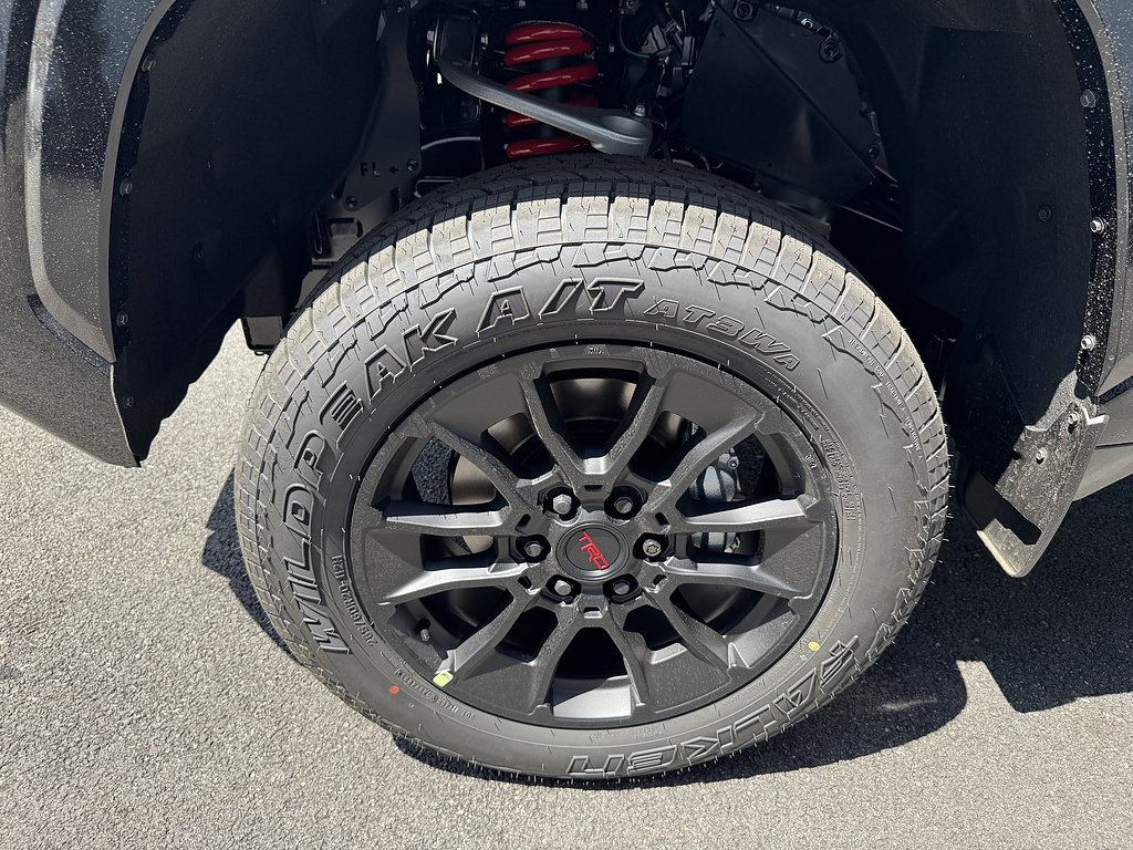New 2026 Toyota Tundra Platinum w/ TRD Off-Road Package AWD/4WD image 29